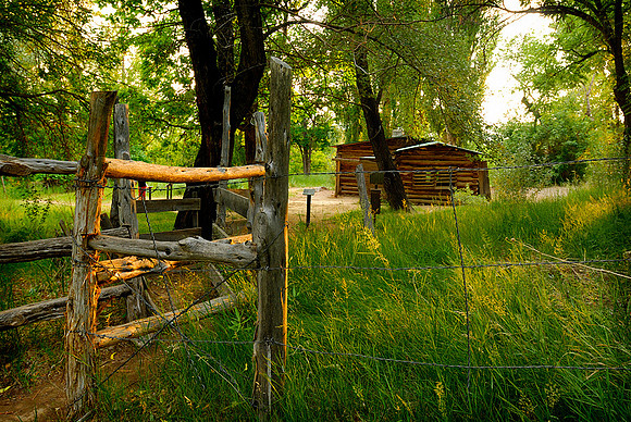 Josie Morris Cabin, Dinosaur National Monument
