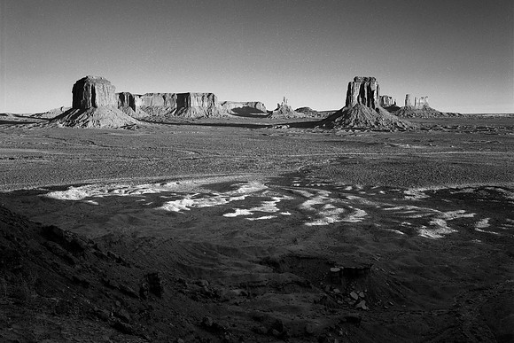 First Light at Artist Point, Monument Valley