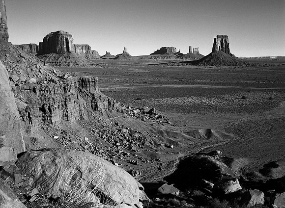 Morning in Monument Valley, Utah
