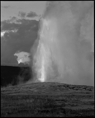 Old Faithful, Yellowstone National Park, Wyoming