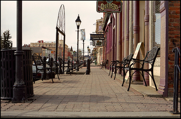 frame 28-main street