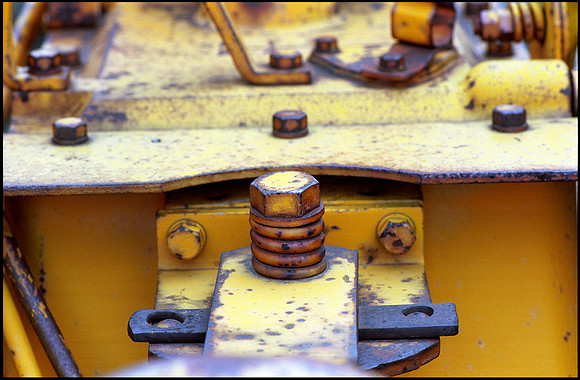frame 32-yellow tractor